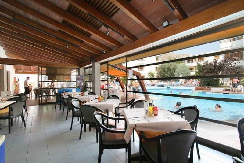 Apartamentos Massol Puerto Pollensa Exterior foto